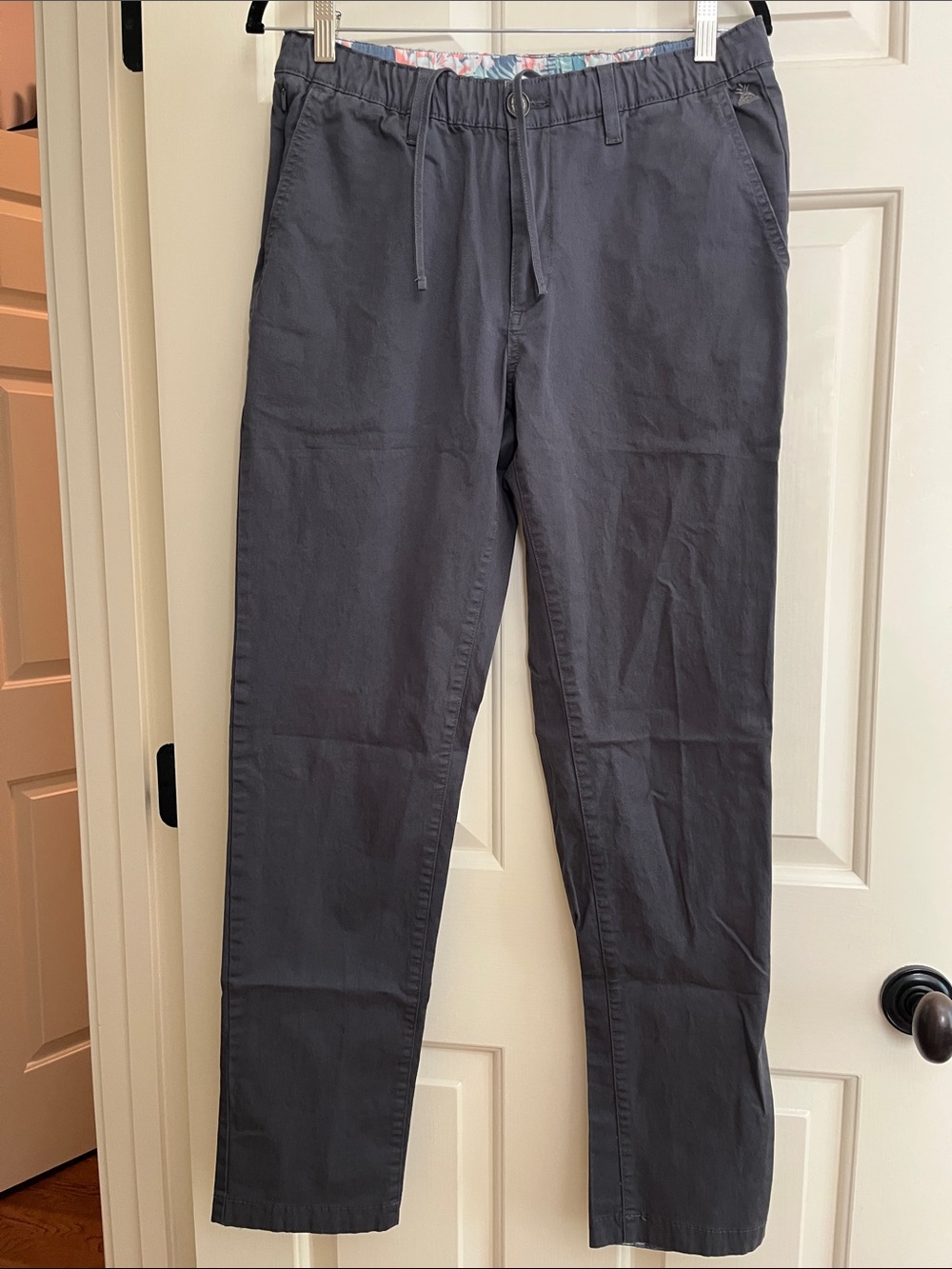 Chubbies Men’s Chino Dark Gray Charcoal Pants size small